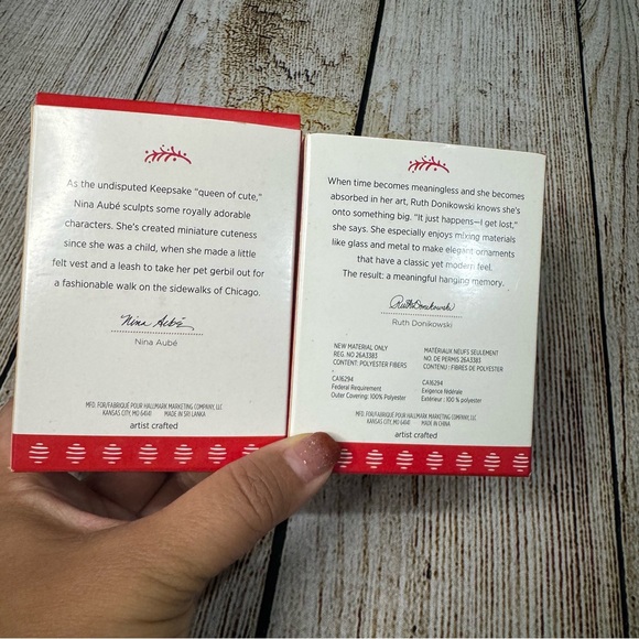 Pre-Loved Set of 2 - 2017 Hallmark Keepsake Ornaments EUC - Picture 5 of 9